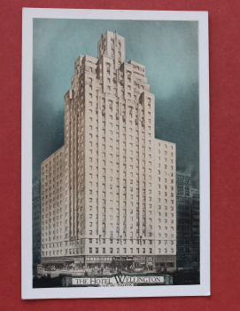 Postcard PC New York 1910-1940 The Hotel Wellington architecture USA US United States